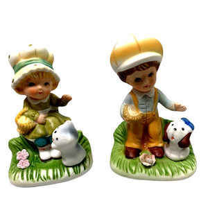 2 Homco Figurines Girl with Kitten & Boy with Puppy #1430 Shelf Decor